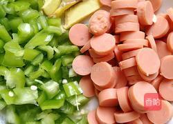 火腿焖青豆的做法图解1