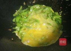 青椒鸡蛋的做法图解4
