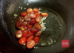 圣女果炒西兰花的做法图解6