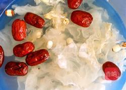 木瓜银耳汤的做法图解2