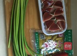 炒鸭胗的做法图解1