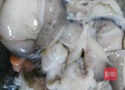 彩椒韭菜花炒墨鱼仔的做法图解1