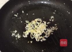 卷心菜萝卜丝炒蛋的做法图解4