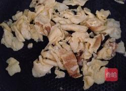 卷心菜萝卜丝炒蛋的做法图解3