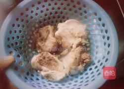 山药玉米筒骨汤的做法图解2