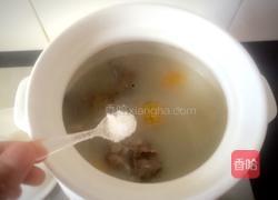 山药玉米筒骨汤的做法图解7