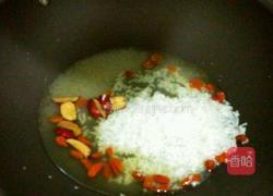 鸡蛋甜酒汤的做法图解3