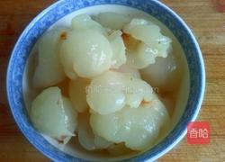鲜榨荔枝汁的做法图解2