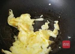 西葫芦炒鸡蛋的做法图解3