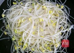 凉拌绿豆芽菜的做法图解2