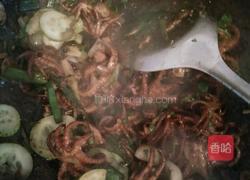 章鱼炒黄瓜的做法图解3