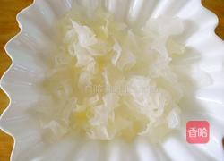 圣女果银耳羹的做法图解3