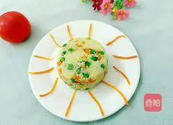 Illustration of how to make peas, carrots and eggs fried rice 11