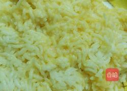 豌豆胡萝卜蛋炒饭的做法图解4