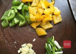 彩椒焖仓鱼的做法图解2