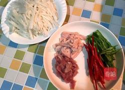 白萝卜炒肉丝的做法图解2