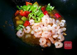 哈密瓜炒虾仁的做法图解10