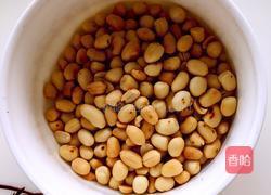 牛扎糖的做法图解1