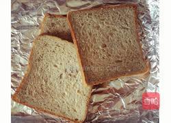 马苏里拉奶酪三明治的做法图解3