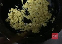 翡翠黄金（苦瓜炒蛋）的做法图解5