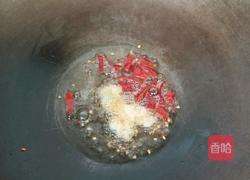 手撕包菜小炒肉的做法图解4