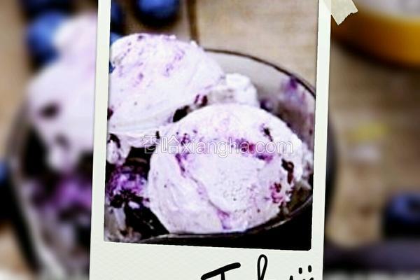 蓝莓冰激淋