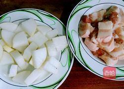 红烧肉烧白萝卜的做法图解2