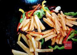 彩椒干煸土豆条的做法图解8