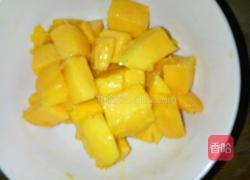 芒果酸奶西米露的做法图解4
