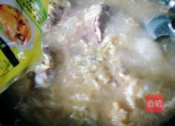 猪大骨炖酸菜的做法图解9