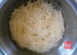 扁豆炒土豆丝的做法图解5