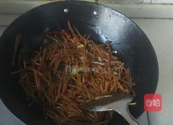 辣椒炒咸菜的做法图解4