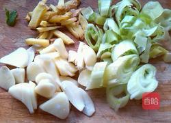 香芹炒蛤蜊的做法图解4