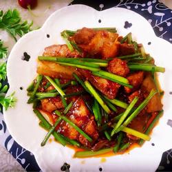 青蒜回锅肉的做法[图]