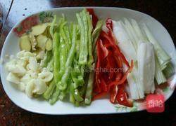 香辣肥肠的做法图解1