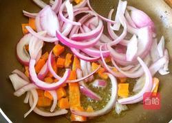 洋葱炒青椒木耳的做法图解6