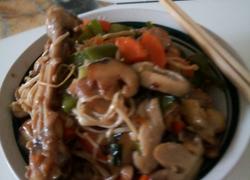 黄闷鸡土豆粉