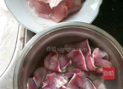 自制酸菜鱼的做法图解1