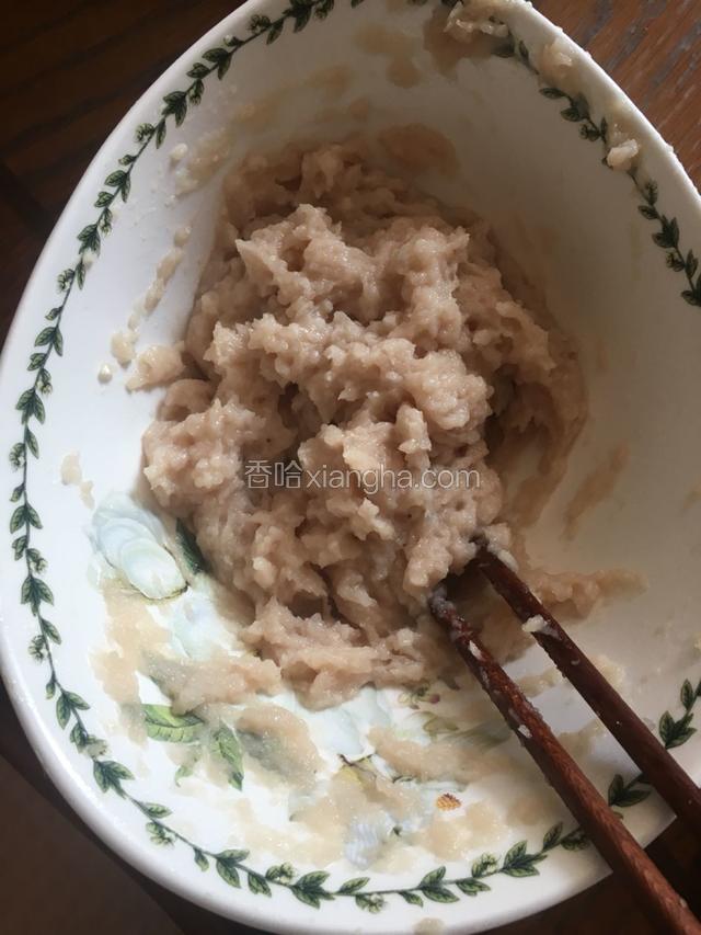 沿着一个方向搅拌上劲。
