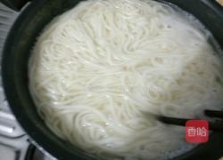 圣女果鸡蛋拌面的做法图解11