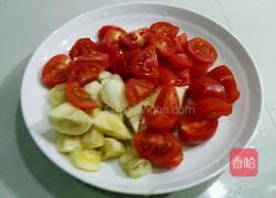 圣女果拌果蔬的做法图解2