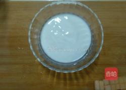 哈密瓜奶昔的做法图解3