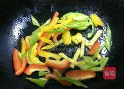 彩椒炒牛肉的做法图解2