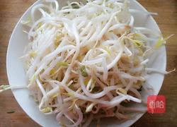 韭菜炒绿豆牙的做法图解1