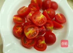 圣女果炒娃娃菜的做法图解2