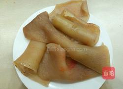 大蒜辣椒蒸猪皮的做法图解3