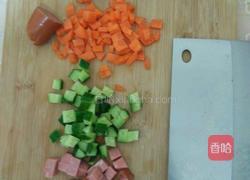 酸奶番茄蛋包饭的做法图解1