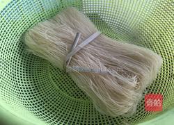 水鱼粉干的做法图解2