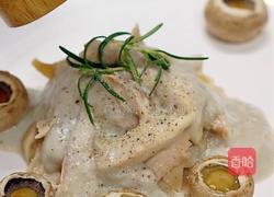 低脂奶油蘑菇酱配鸡腿肉的做法图解11