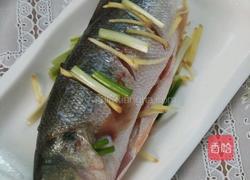 清蒸鲈鱼的做法图解2